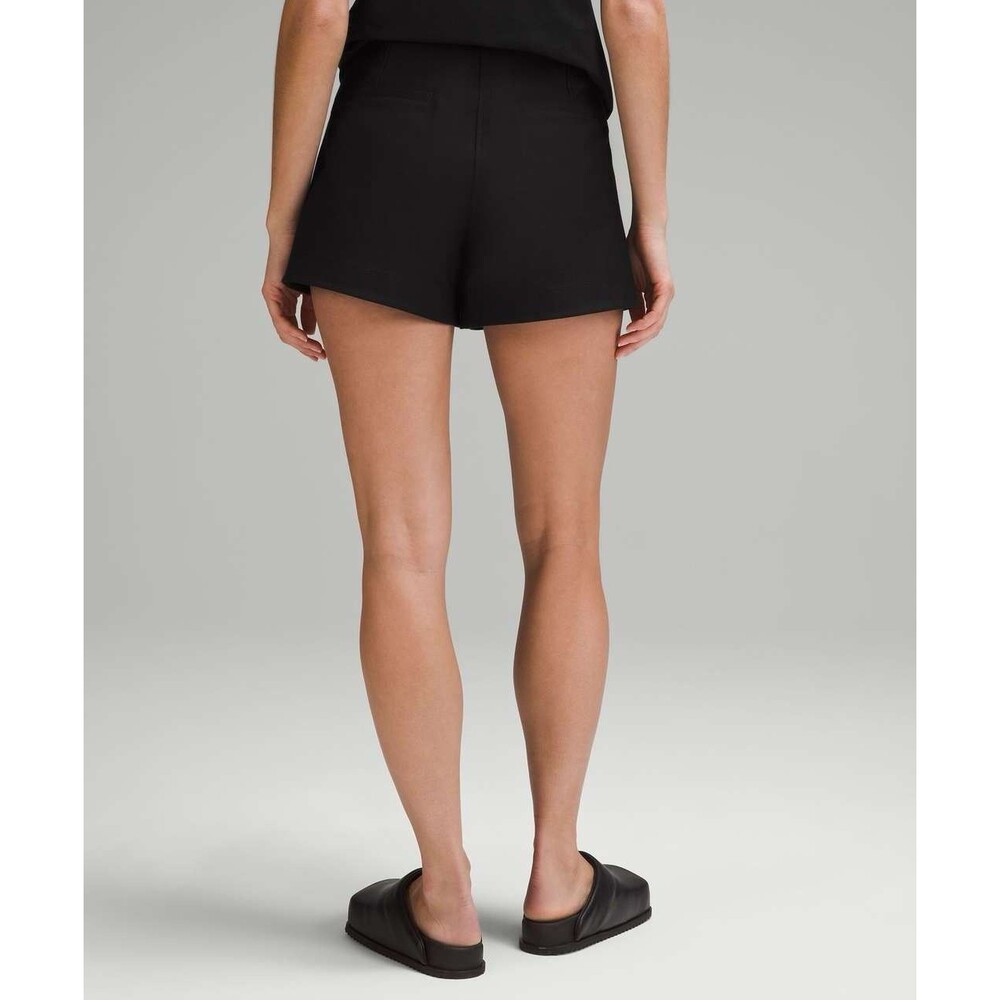 Lululemon Utilitech Relaxed-Fit High-Rise Short 3.5" Black Size 4 Women - Picture 3 of 8